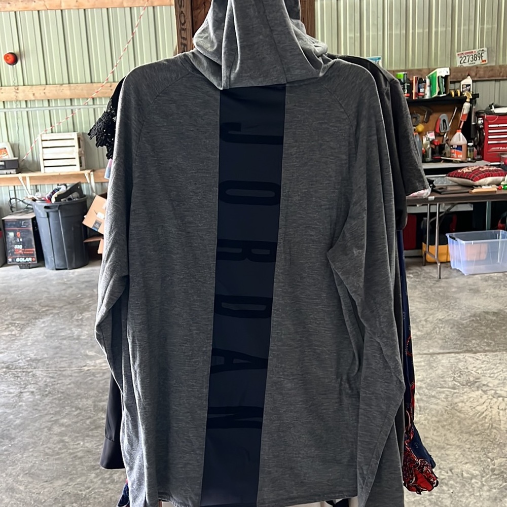 Jordan Thin Pullover - image 2